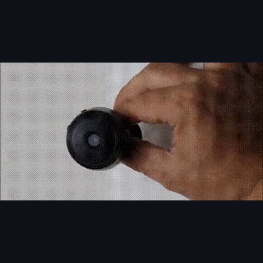 Magnetic mounting thumbnail